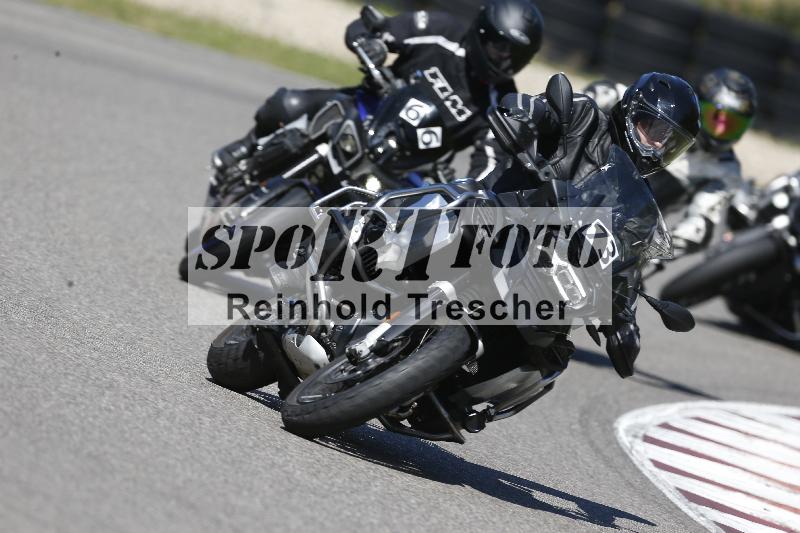 /Archiv-2025/48 25.08.2025 Cornu Master School ADR/blau-bleu/66